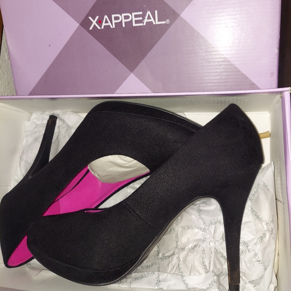 X•APPEAL heels; 10M